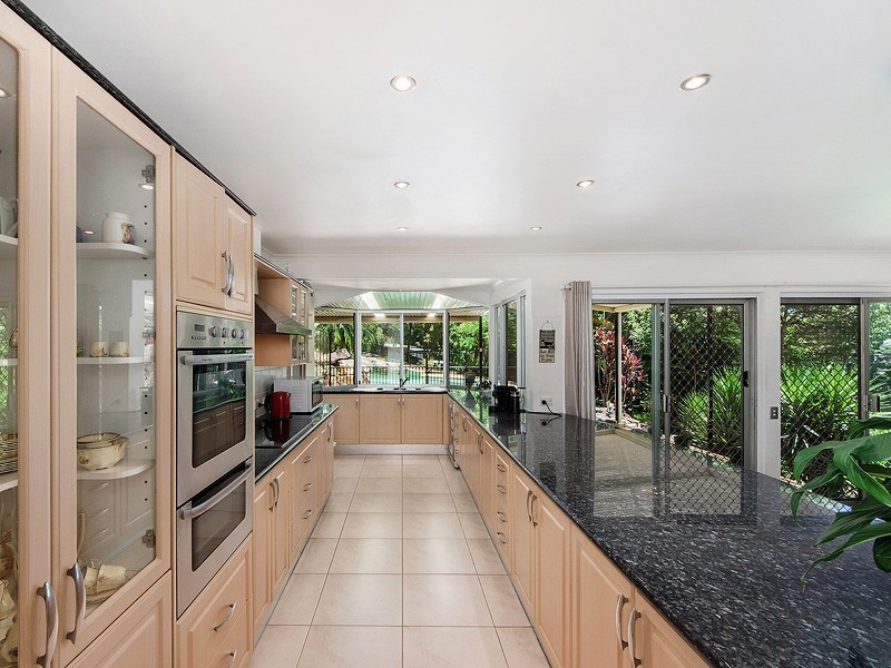2 Dermott Place, Tallebudgera QLD 4228