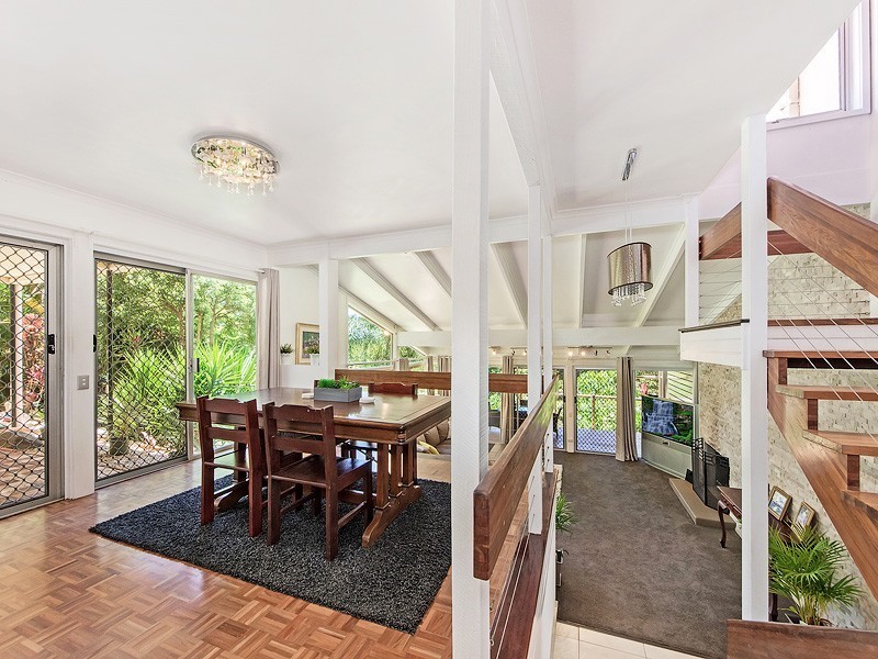 2 Dermott Place, Tallebudgera QLD 4228