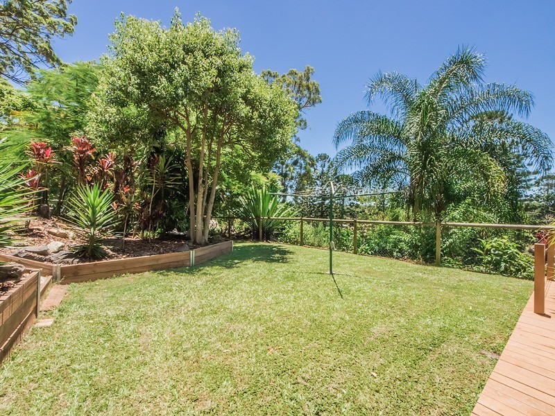 2 Dermott Place, Tallebudgera QLD 4228