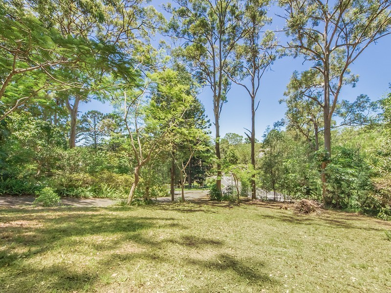 2 Dermott Place, Tallebudgera QLD 4228