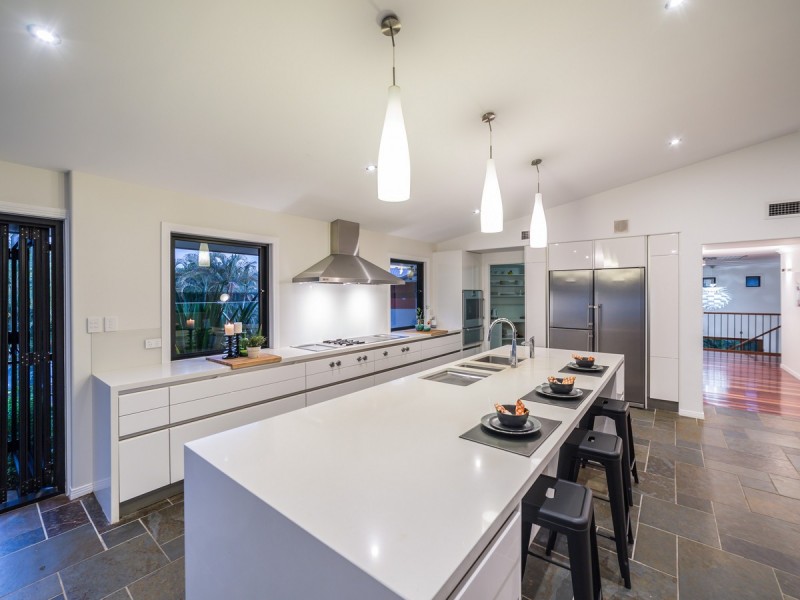 28 Dungogie Drive, Tallebudgera QLD 4228