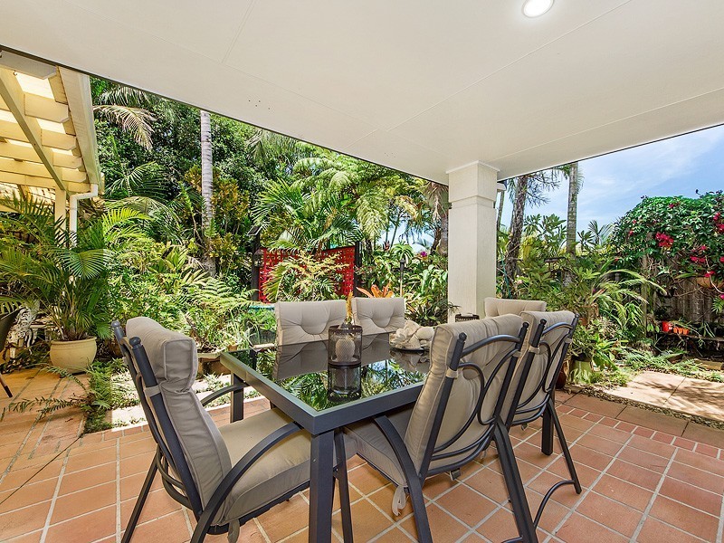 6 Sea Eagle Drive, Burleigh Waters QLD 4220