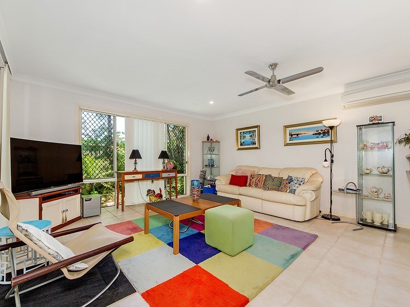 6 Sea Eagle Drive, Burleigh Waters QLD 4220