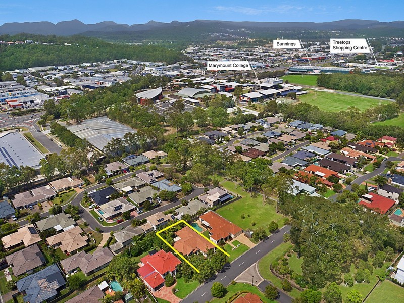 6 Sea Eagle Drive, Burleigh Waters QLD 4220