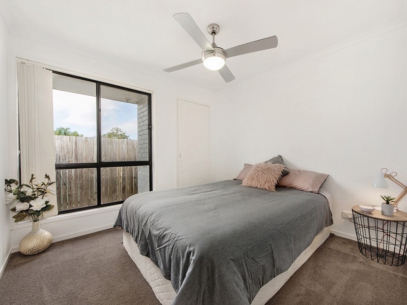 8 Tiley Court, Highland Park QLD 4211