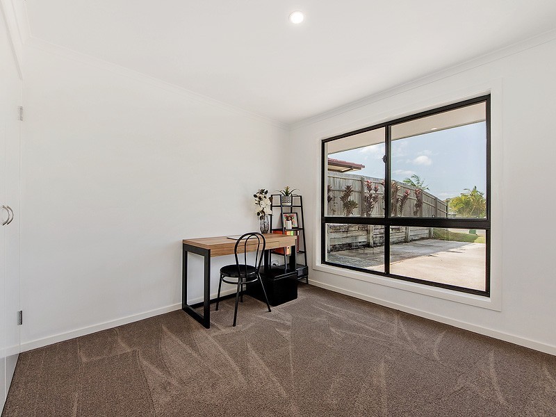 8 Tiley Court, Highland Park QLD 4211
