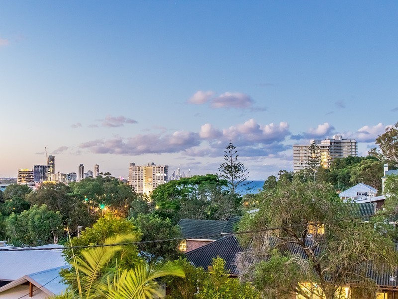 2 Rudd Street, Burleigh Heads QLD 4220