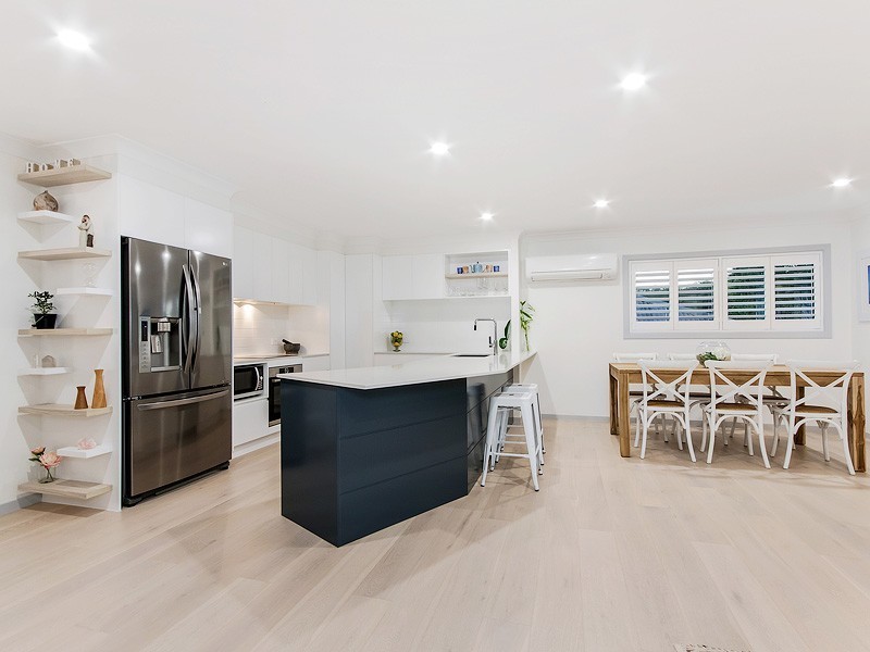 2 Rudd Street, Burleigh Heads QLD 4220