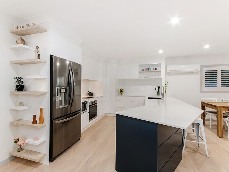 2 Rudd Street, Burleigh Heads QLD 4220