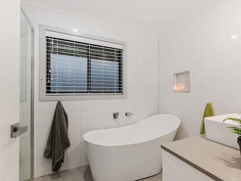 2 Rudd Street, Burleigh Heads QLD 4220