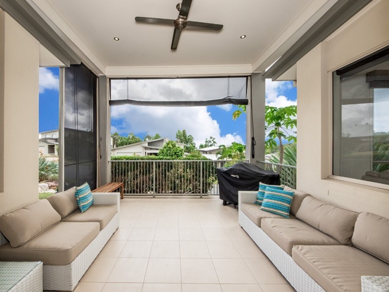 3 Wilcox Close, Reedy Creek QLD 4227