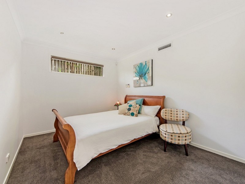 3 Wilcox Close, Reedy Creek QLD 4227
