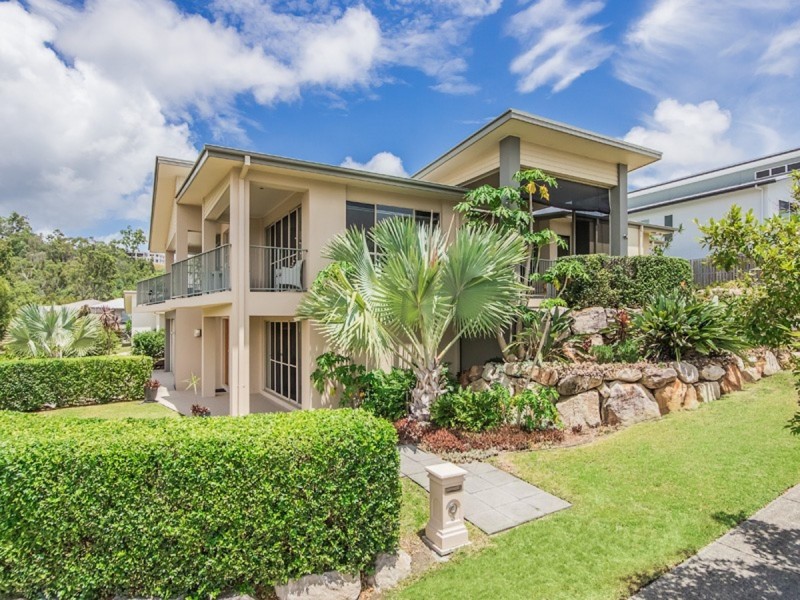 3 Wilcox Close, Reedy Creek QLD 4227
