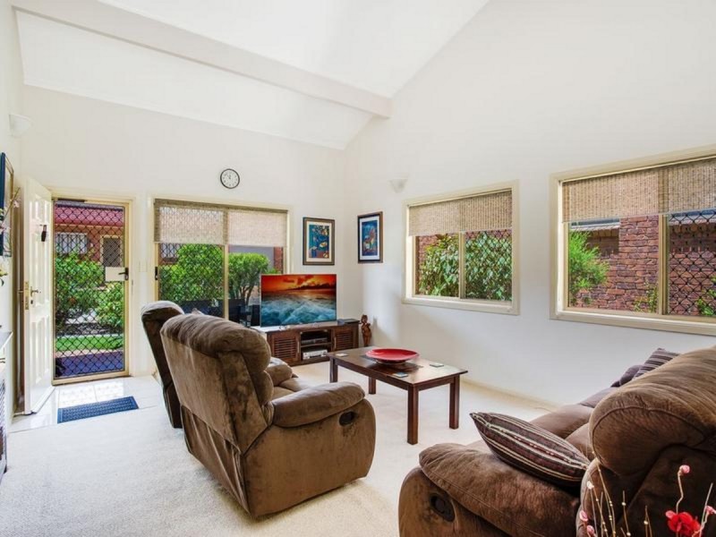 63/37 Old Coach Road, Tallai QLD 4213