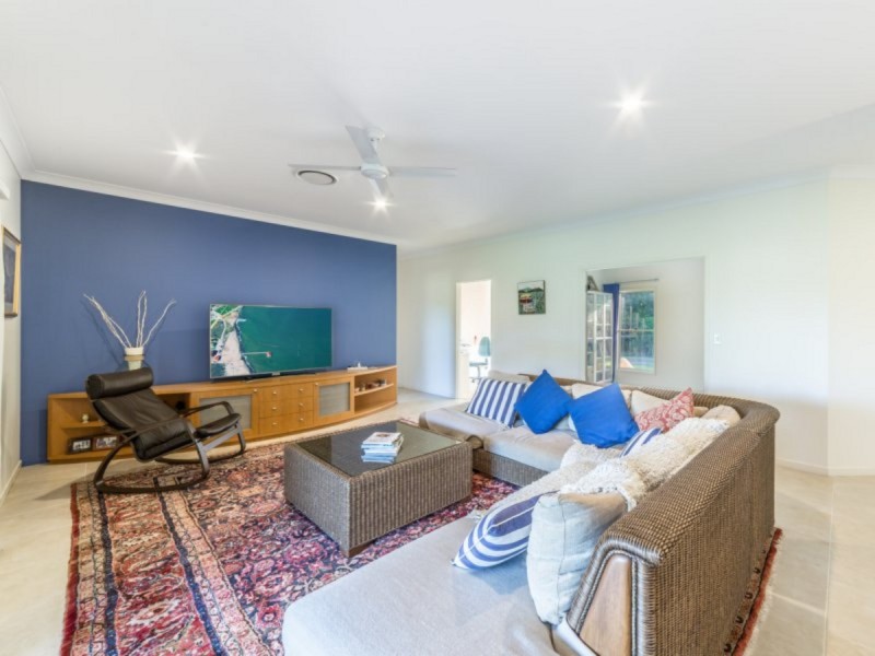 39 Tobin Way, Tallebudgera QLD 4228