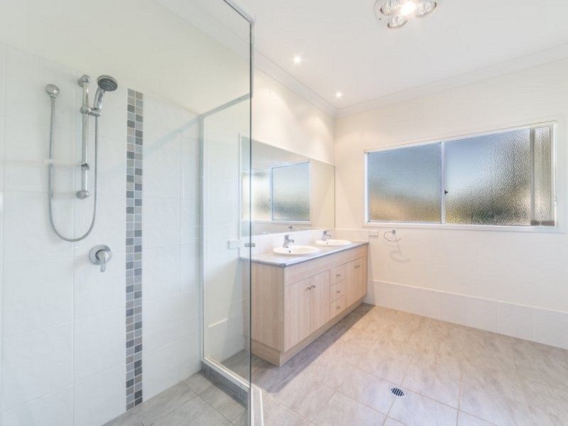 39 Tobin Way, Tallebudgera QLD 4228