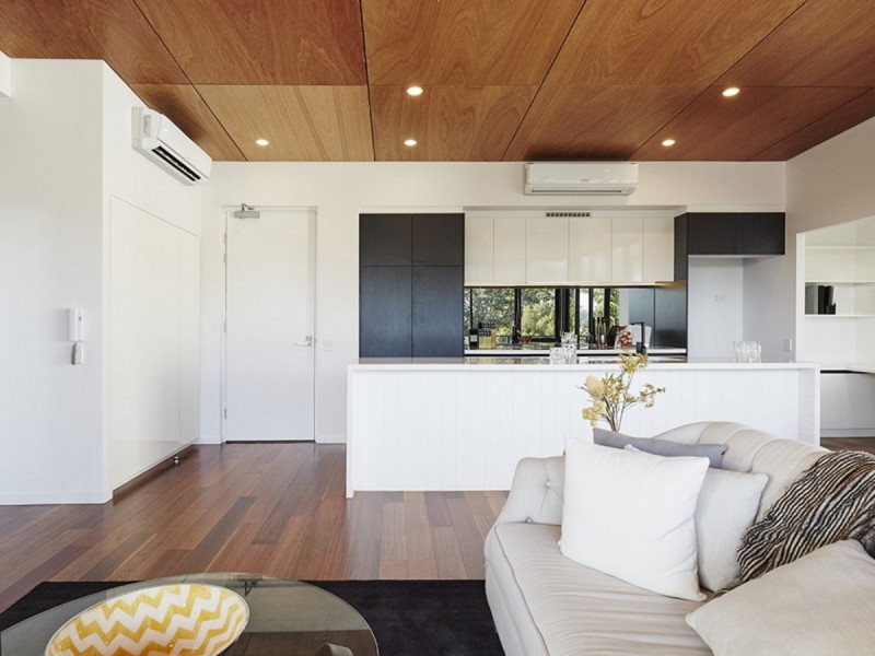 1 Hart Street, Ashmore QLD 4214