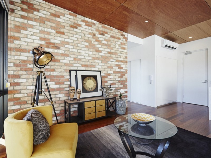 1 Hart Street, Ashmore QLD 4214