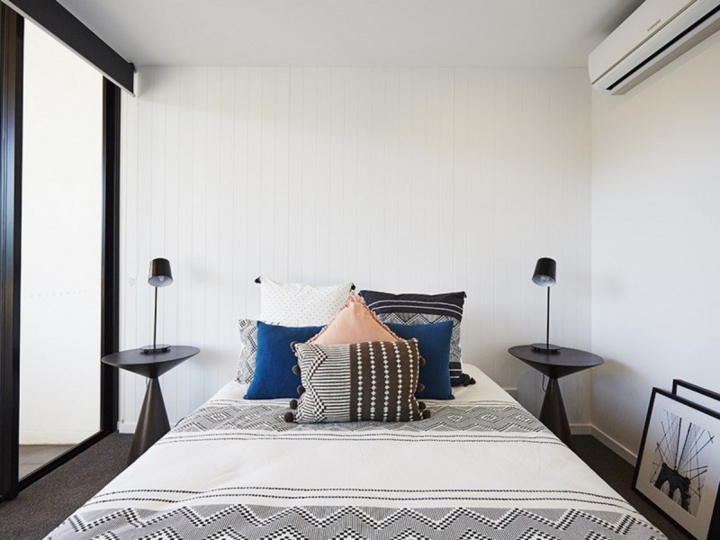 1 Hart Street, Ashmore QLD 4214