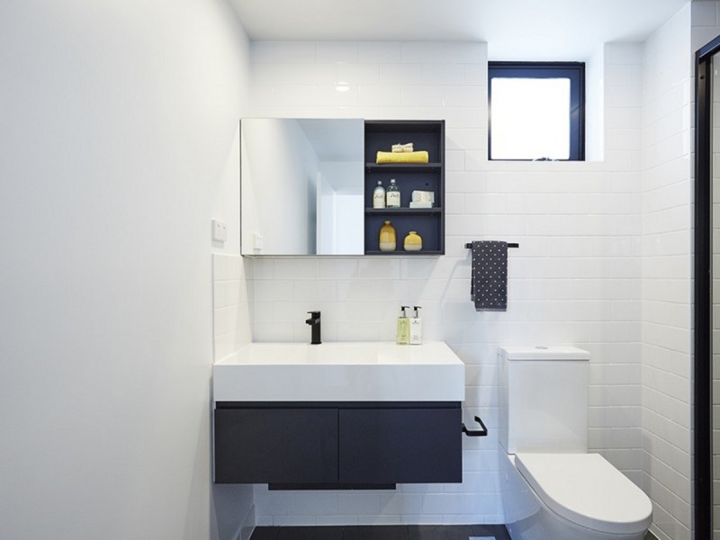 1 Hart Street, Ashmore QLD 4214