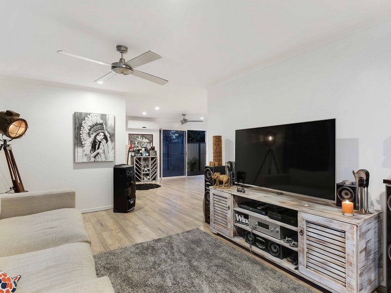 216 Bayview Street, Runaway Bay QLD 4216