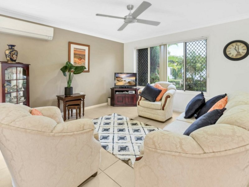 19/2-4 Langport Parade, Mudgeeraba QLD 4213