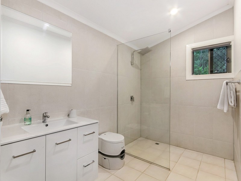 18 Jedda Street, Tallebudgera QLD 4228