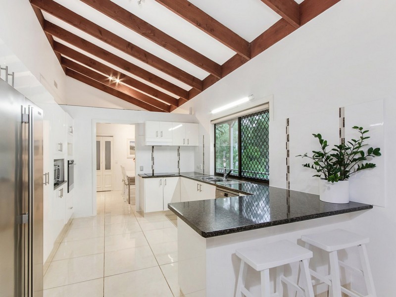 18 Jedda Street, Tallebudgera QLD 4228