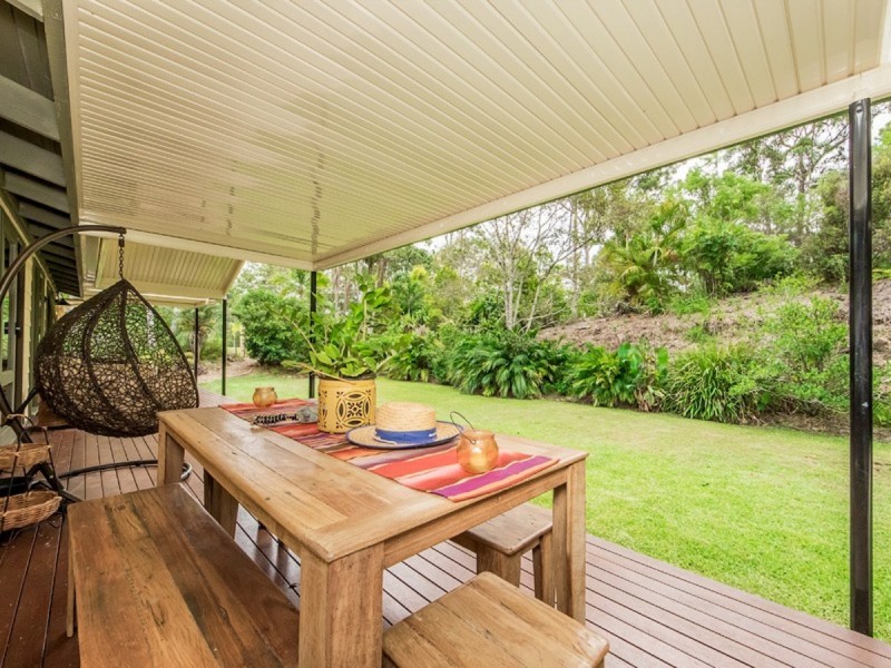 2 Ronelle Court, Tallebudgera QLD 4228