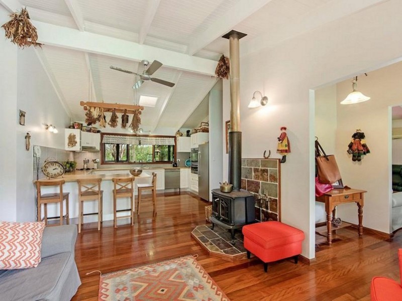 2 Ronelle Court, Tallebudgera QLD 4228