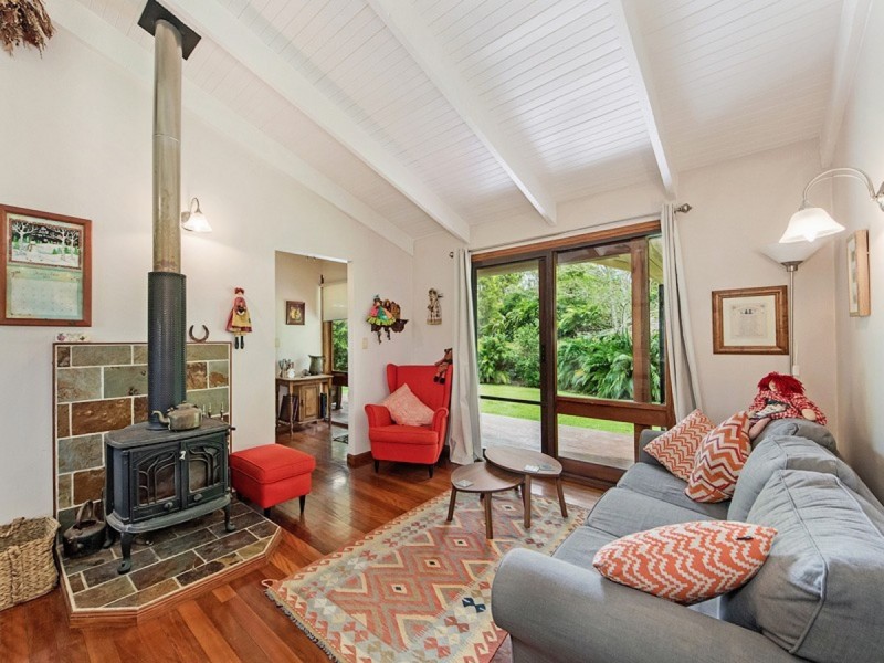 2 Ronelle Court, Tallebudgera QLD 4228