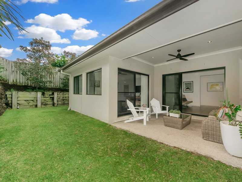 4 Peregrine Street, Reedy Creek QLD 4227