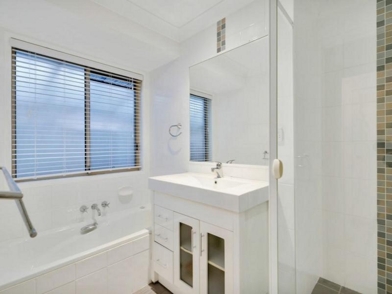 7 Tivoli Court, Carrara QLD 4211