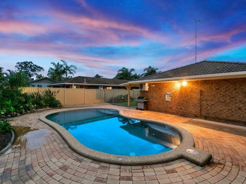 7 Tivoli Court, Carrara QLD 4211
