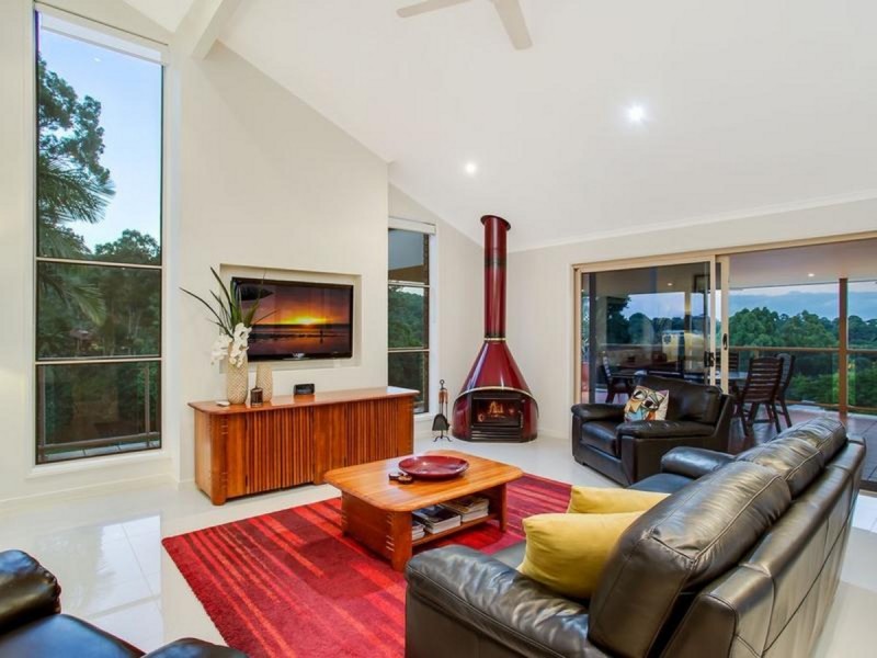 1 Grandview Terrace, Tallai QLD 4213