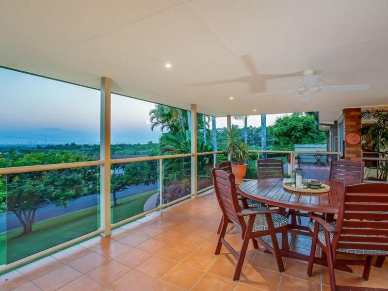 1 Grandview Terrace, Tallai QLD 4213