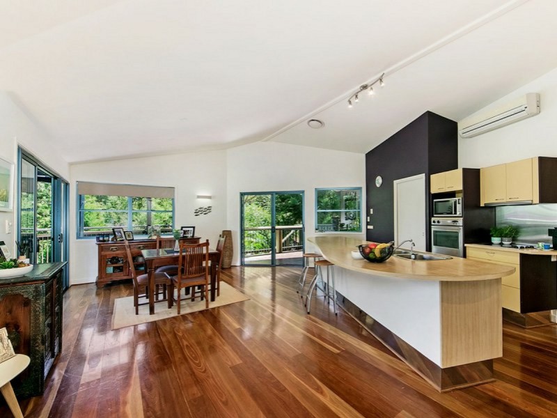 120 Valley Drive, Tallebudgera QLD 4228