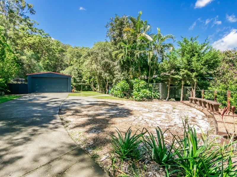 120 Valley Drive, Tallebudgera QLD 4228