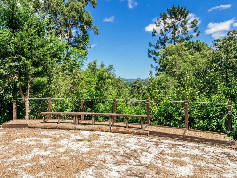 120 Valley Drive, Tallebudgera QLD 4228
