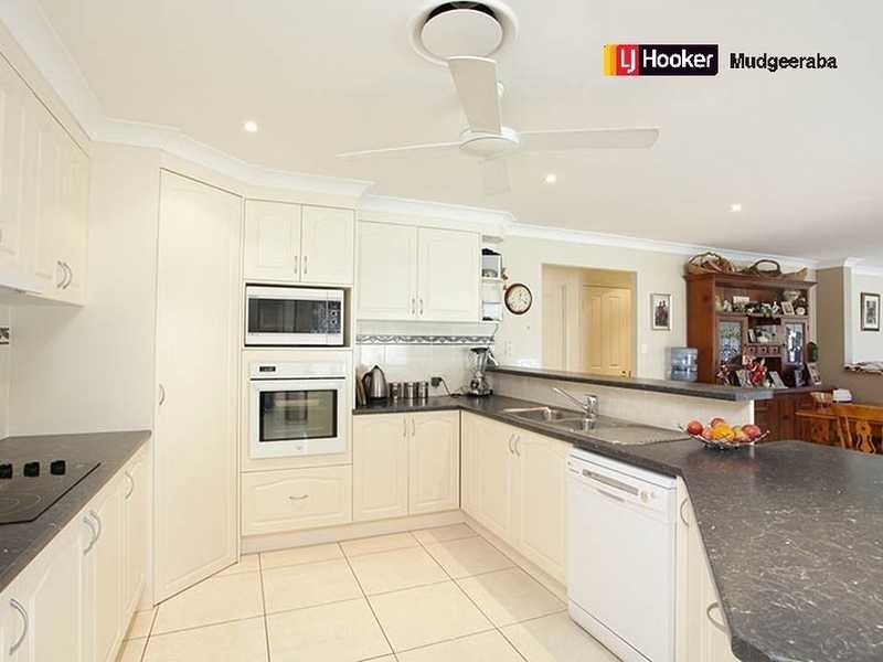 8 Healy Court, Mudgeeraba QLD 4213