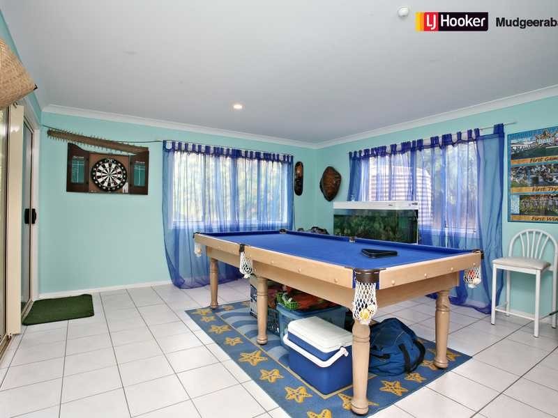 155 Gardenia Drive, Bonogin QLD 4213