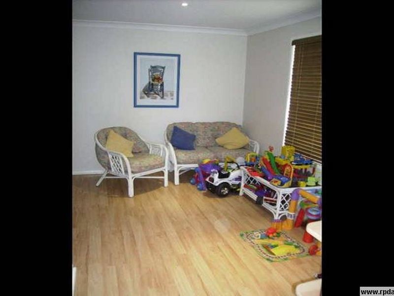 28 Michelmore, Carrara QLD 4211