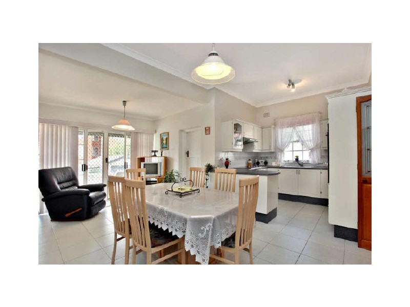 1A Bowman Street, Drummoyne NSW 2047