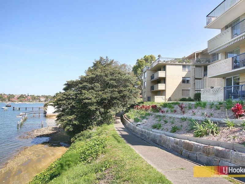 13/19 Bortfield Drive, Chiswick NSW 2046