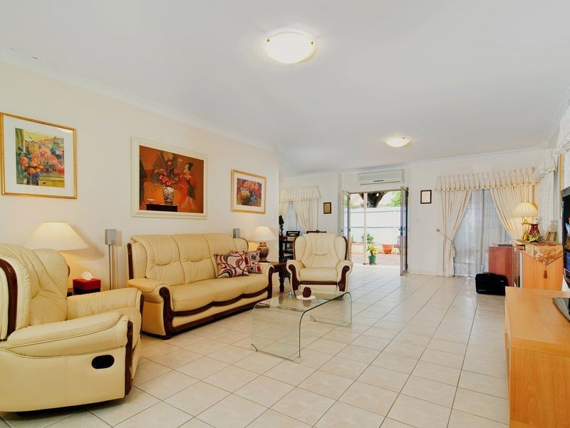 1/106 Edenholme Road, Wareemba NSW 2046