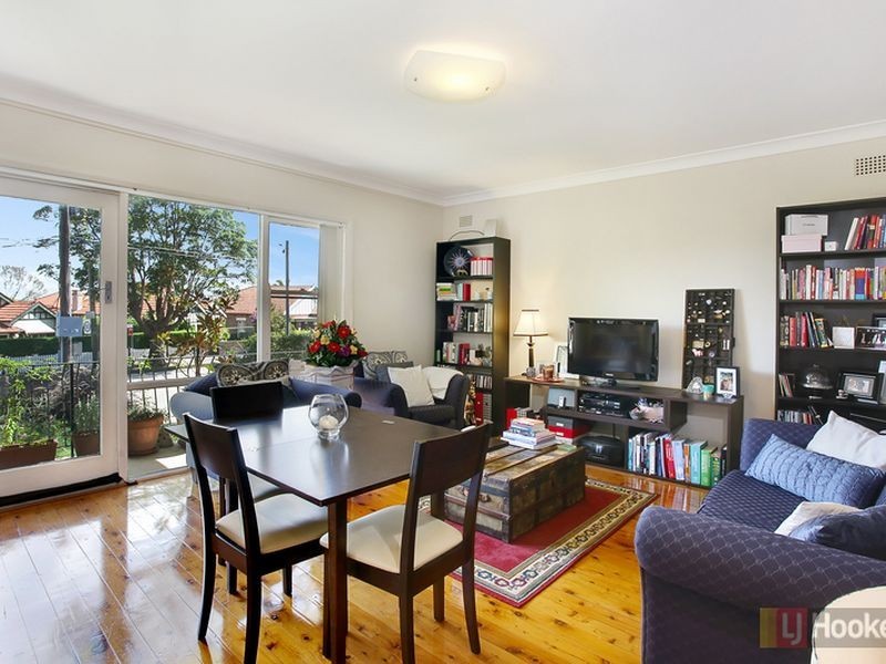 1/257 Lyons Road, Russell Lea NSW 2046