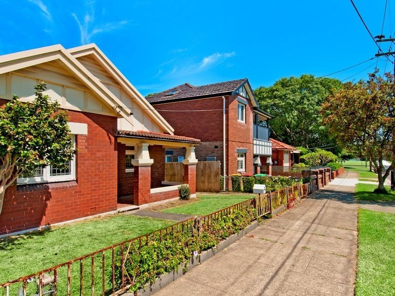 33 Gears Avenue, Drummoyne NSW 2047