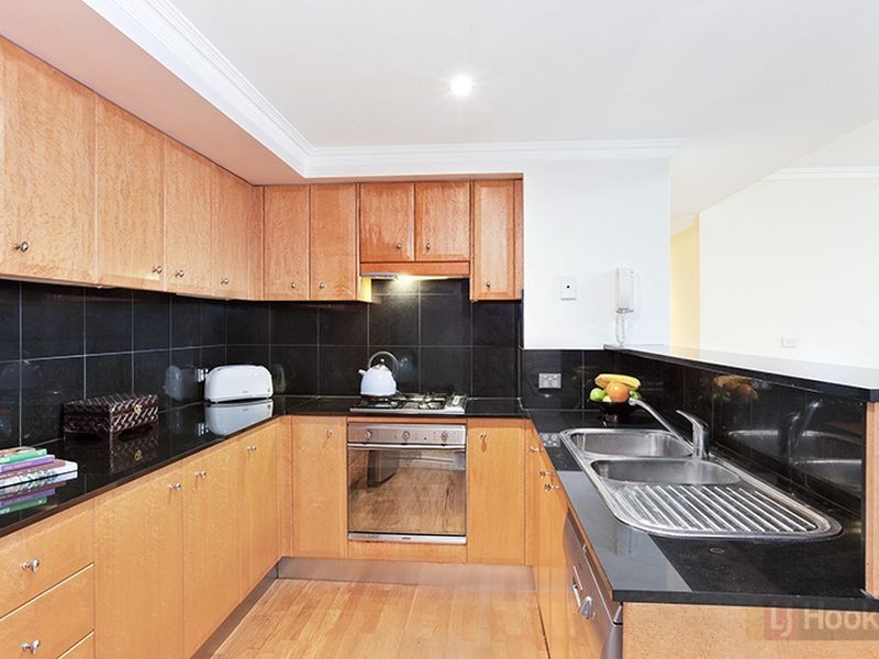 702/5 Cary Street, Drummoyne NSW 2047