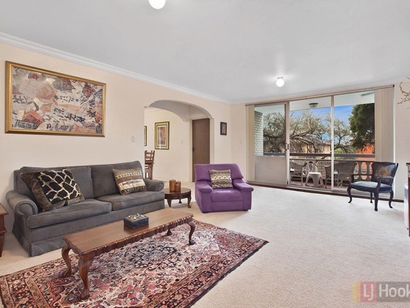 8/64 Kings Road, Five Dock NSW 2046