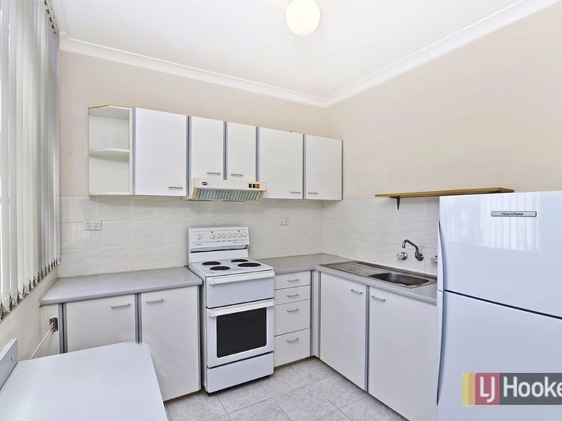 5/13 Unara Street, Campsie NSW 2194